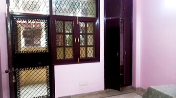 Room in 3 BHK Builder Floor at Vaishali Sector 5 – for Sale