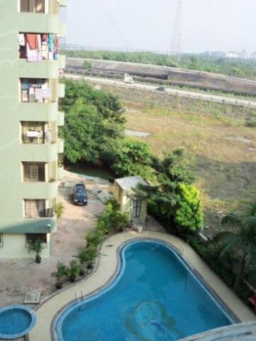 रेसिडेंशियल फ्लैट वर्ग फुट फॉर रेंट इन घोड़बंदर रोड थाने  7763121