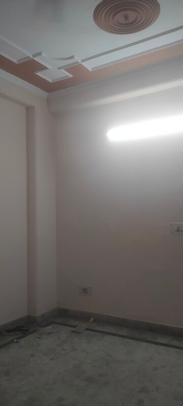 Room in 1 BHK Builder Floor at Shri Ram Plaza Vaishali, Vaishali Sector 4 – for Sale