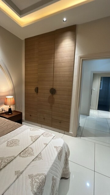 Room in 4 BHK Apartment at Sector 115 – for Sale
