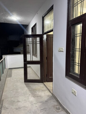 Building Lobby in 3 BHK Builder Floor at Green Fields Colony – for Sale