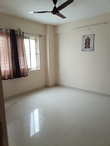 Room in 3 BHK Apartment at Vedant Vihas, Bannerghatta Road – for Rent