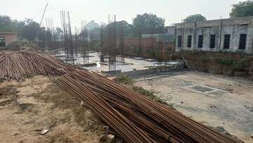 Balcony in 4 BHK Penthouse at Bulland Calisto, Sector 10 Greater Noida – for Sale