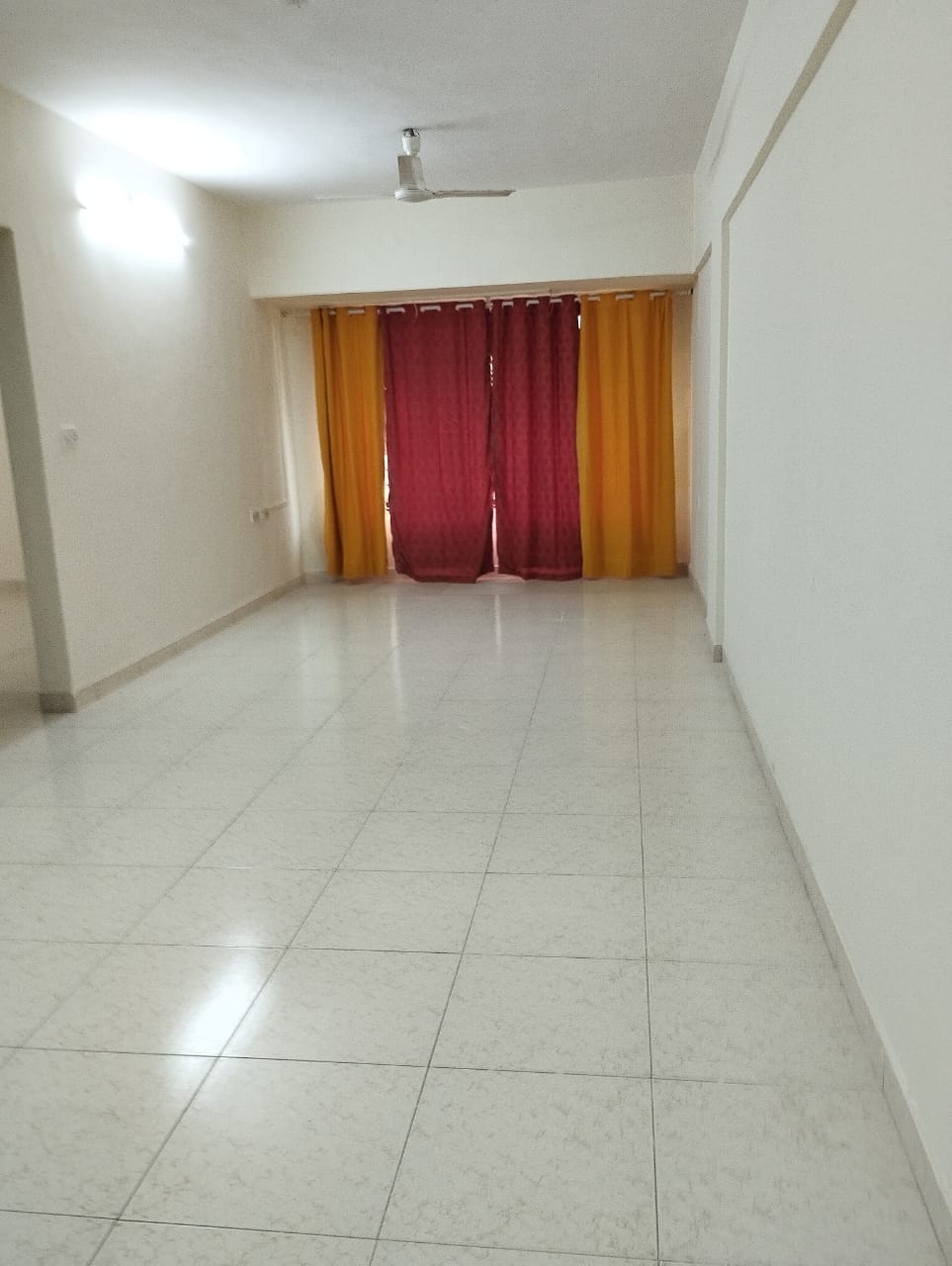 2 BHK Apartment For Sale in Deep Tower