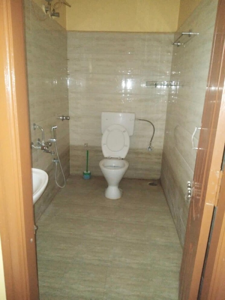 Bathroom, domlur 2 Bedroom 1400 Sq.Ft. Builder Floor In Domlur Bangalore 7764271