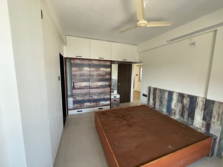 Master Bedroom, r-b-chaphalkar-silver-coin 3 Bedroom 1390 Sq.Ft. Apartment In Dhayari Pune 7764388