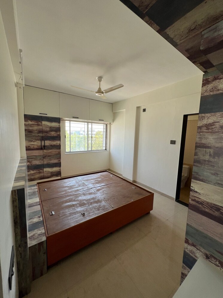 Master Bedroom, r-b-chaphalkar-silver-coin 3 Bedroom 1390 Sq.Ft. Apartment In Dhayari Pune 7764388