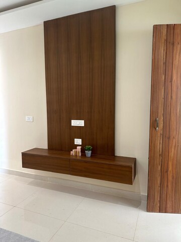 Room in 3 BHK Apartment at KharaR-Kurali Highway – for Sale