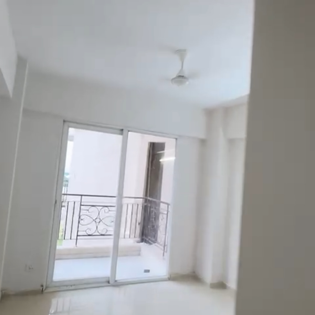 2 BHK Apartment For Sale in Signature The Millennia 2