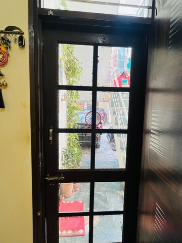 Room in 1 BHK Apartment at Sector 127 – for Sale
