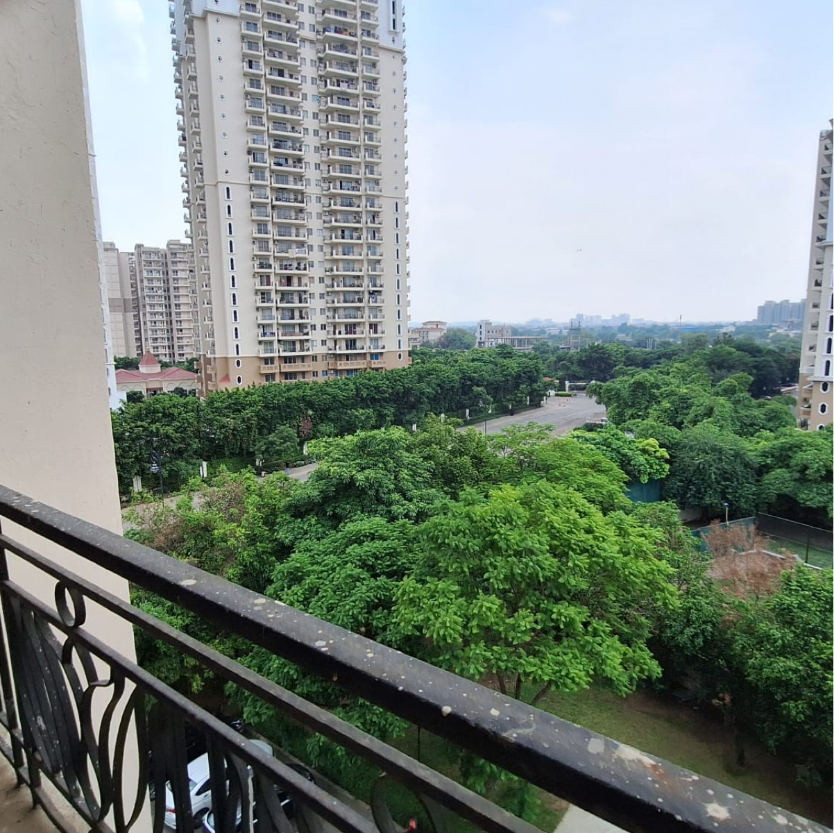 3 BHK + Servant Room Apartment For Sale in Bestech Park View Sanskruti