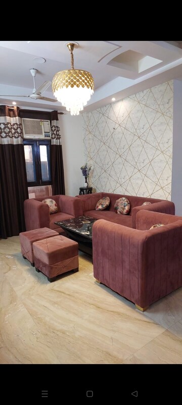 Bedroom in 4 BHK Builder Floor at Shakti Khand 2 – for Sale