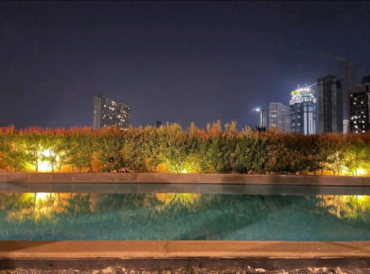 Swimming Pool, lodha-primero 2 Bedroom 883 Sq.Ft. Apartment In Mahalaxmi Mumbai 7764627