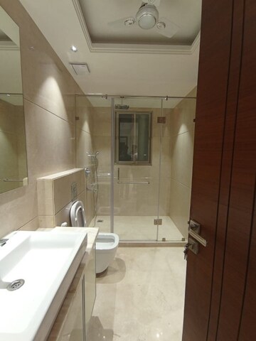 Bathroom in 3 BHK Builder Floor at East Patel Nagar – for Rent