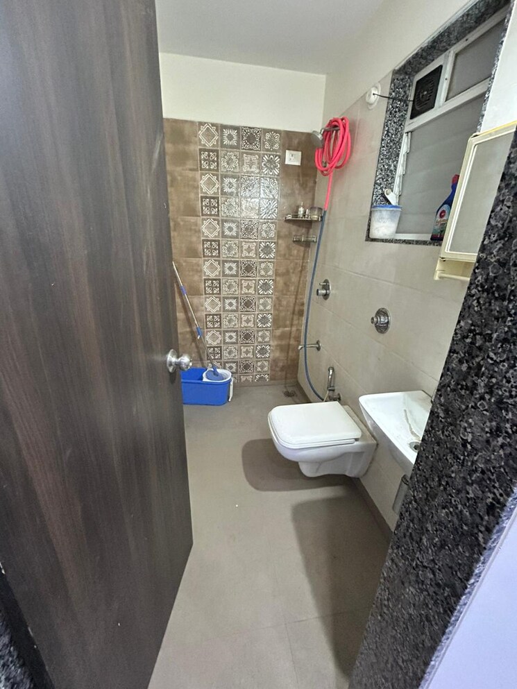 Bathroom, anantnath-and-agasan 2 Bedroom 650 Sq.Ft. Apartment In Diva Thane 7764741