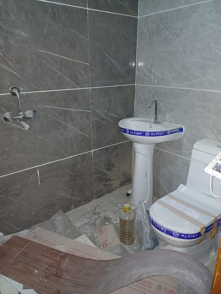 Bathroom, sector 126 4 Bedroom 100 Sq.Yd. Independent House In Sector 126 Mohali 7764836