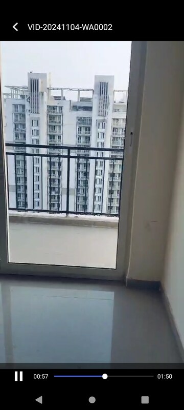 Room in 3 BHK Apartment at ROF Aalayas Phase 2, Sector 102 – for Sale