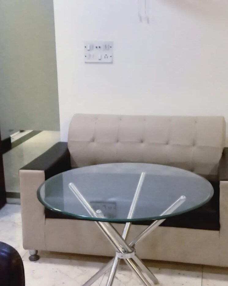 Bathroom, sector 63 Commercial Office Space 1000 Sq.Ft. In Sector 63 Noida 7765009