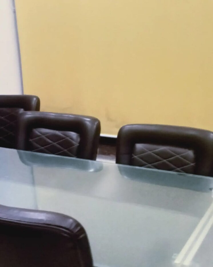 Living Room, sector 63 Commercial Office Space 1000 Sq.Ft. In Sector 63 Noida 7765009