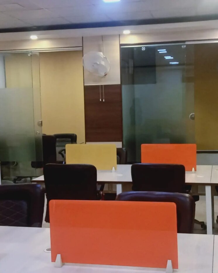 Team Area, sector 63 Commercial Office Space 1000 Sq.Ft. In Sector 63 Noida 7765009