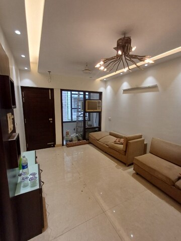 Living Room in 3 BHK Builder Floor at East Patel Nagar – for Rent