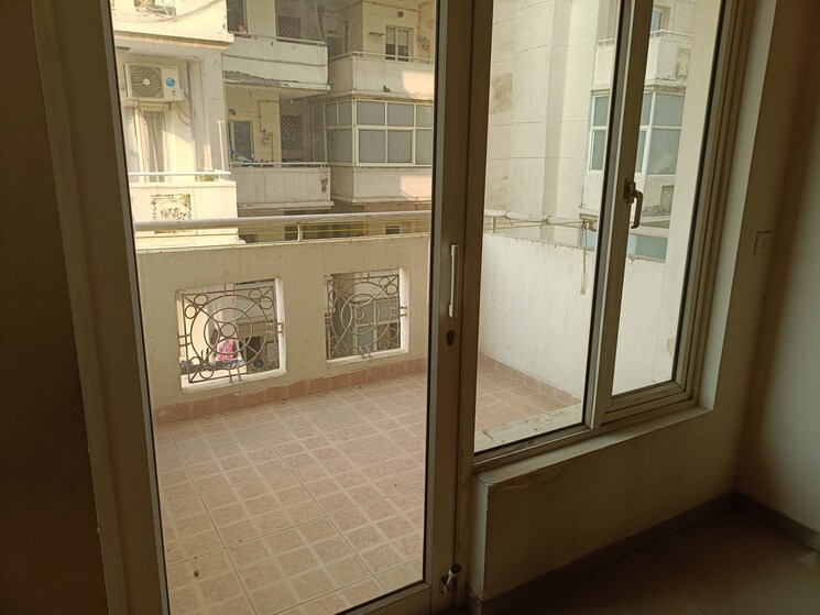 Room, spr-imperial-estate 3 Bedroom 1403 Sq.Ft. Apartment In Sector 82 Faridabad 7765639
