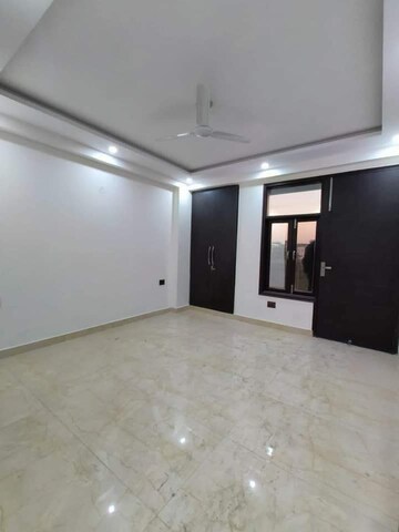 3 BHK Builder Floor For Rent in Chattarpur