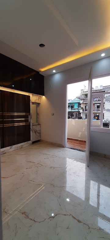 Bedroom in 1 BHK Builder Floor at Ankur Vihar – for Sale