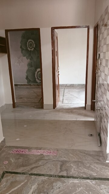 रेसिडेंशियल घर वर्ग फुट फॉर रेंट इन बन्जरावाला देहरादून  7765903