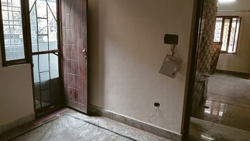 रेसिडेंशियल घर वर्ग फुट फॉर रेंट इन बन्जरावाला देहरादून  7765903