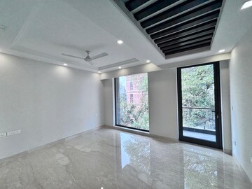 Room in 3 BHK Apartment at Ireo The Grand Arch, Sector 58 – for Sale