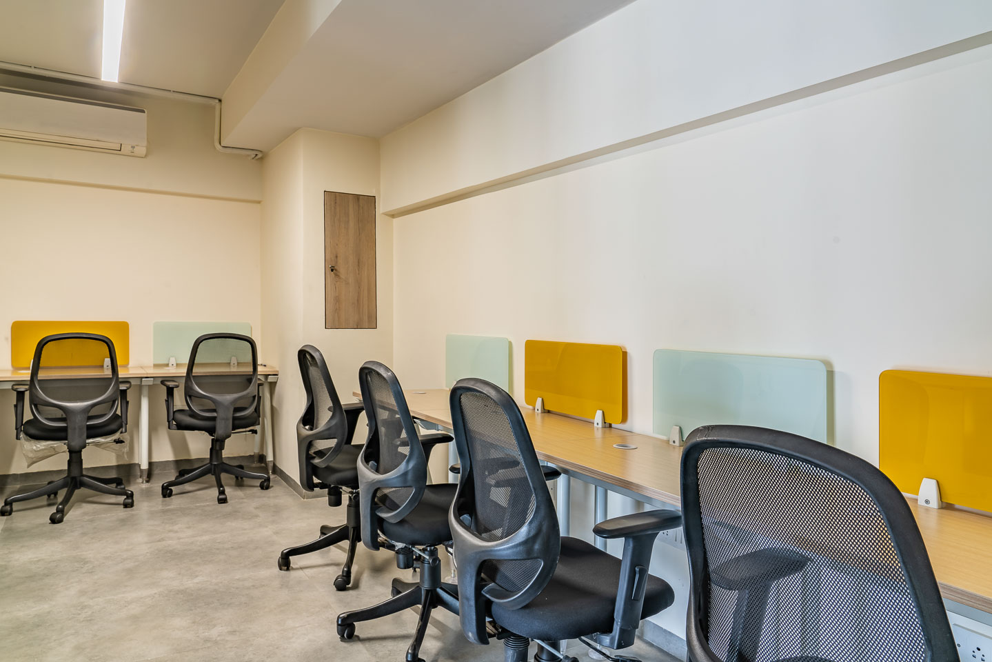 Commercial Co-working Space 1000 Sq.Ft. For Rent in Anna Salai Chennai  7766018