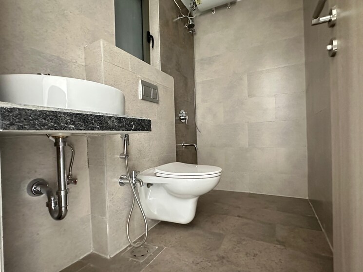 Bathroom, rustomjee-summit 3 Bedroom 1006 Sq.Ft. Apartment In Borivali East Mumbai 7766070