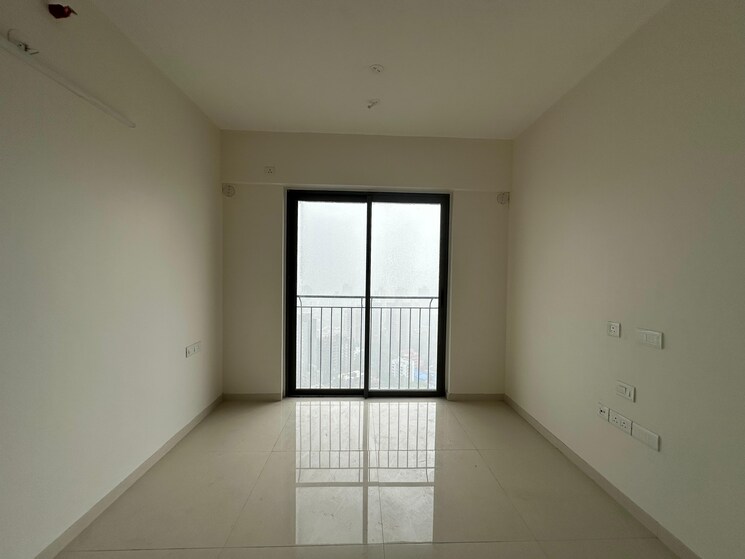 Room, rustomjee-summit 3 Bedroom 1006 Sq.Ft. Apartment In Borivali East Mumbai 7766070