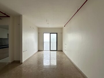 Room in 3 BHK Apartment at Rustomjee Summit, Borivali East – for Sale