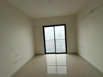 Room in 3 BHK Apartment at Rustomjee Summit, Borivali East – for Sale