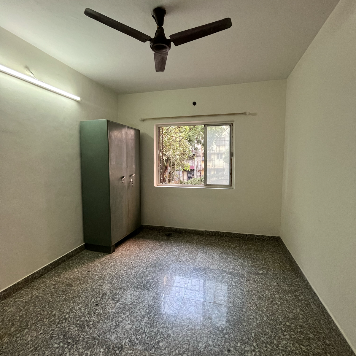 1 BHK + Extra Room Apartment For Sale in Dattani Barkha Bahaar