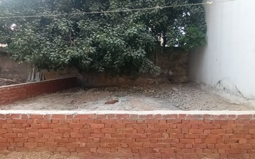 Plot For Sale in Wave City, Wave City