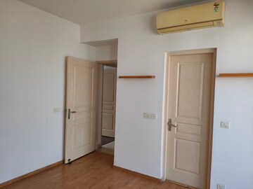 Room in 2 BHK Apartment at Bestech Park View Ananda, Sector 81 – for Sale