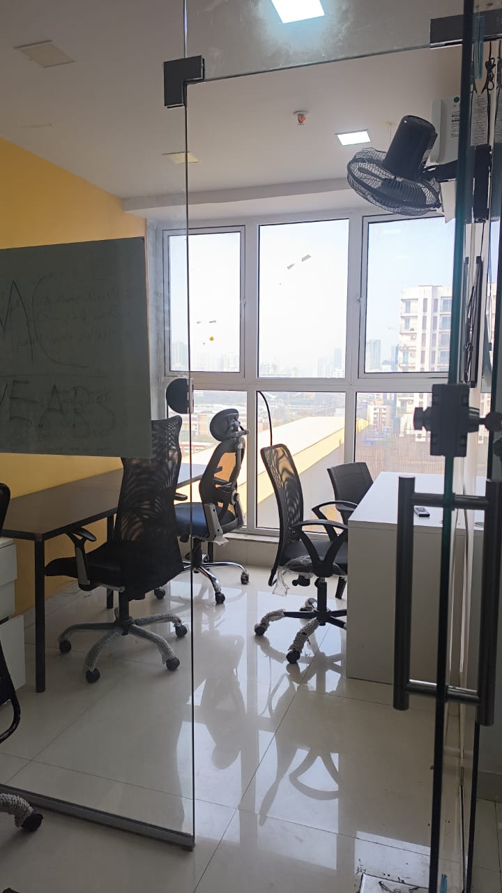 Office Space For Sale in Lotus Link Square Andheri West