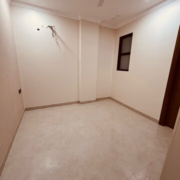 Room in 4 BHK Builder Floor at Sushant Lok 2, Sector 56 – for Sale