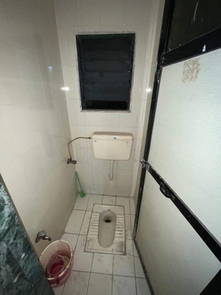 Bathroom, shyam-arcade 2 Bedroom 950 Sq.Ft. Apartment In Kamothe Sector 18 Navi Mumbai 7766356