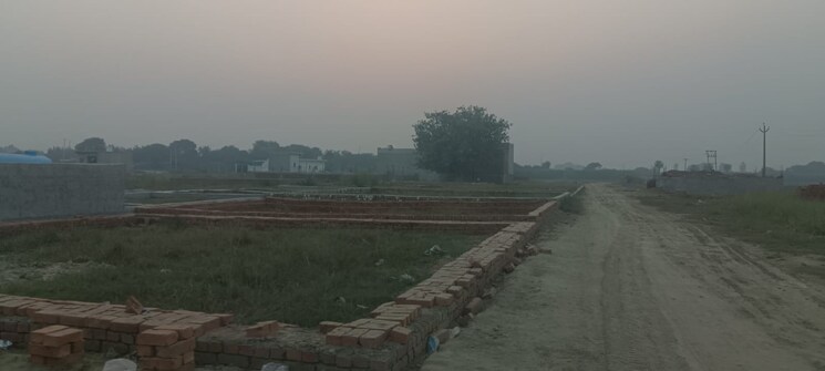 undefined, bhopani village  110 Sq.Yd. Plot In Bhopani Village Faridabad 7766422
