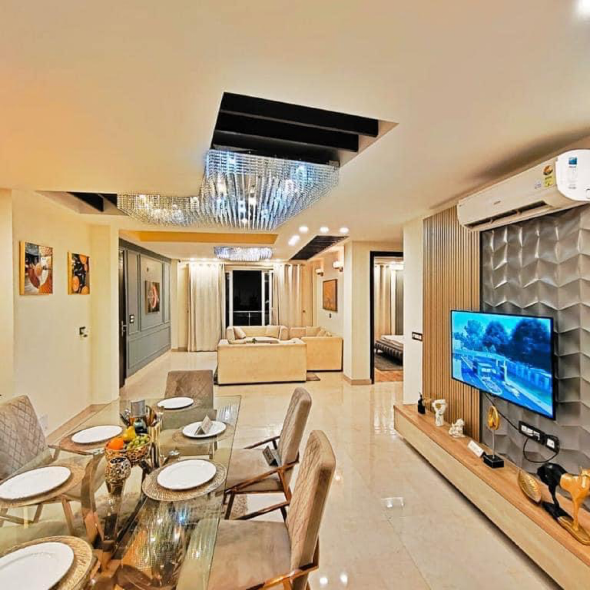 3 BHK + Servant Room,Extra Room 1525 Sq.Ft. Apartment in Meffier The Golden City