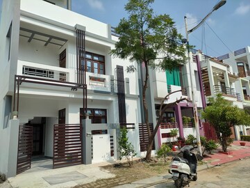 6 BHK Villa – Exterior View View at Omaxe City - for Sale