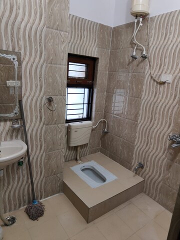 Bathroom in 6 BHK Villa at Omaxe City – for Sale