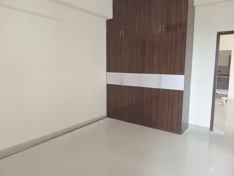 Bedroom, adani-oyster-grande-phase-2 4 Bedroom 3188 Sq.Ft. Apartment In Sector 102 Gurgaon 7766519
