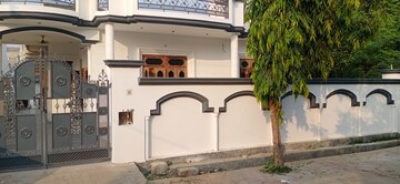 2.5 BHK Independent House For Sale in Gomti Nagar