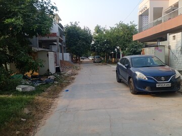 Parking in 3.5 BHK Independent House at Omaxe City – for Sale