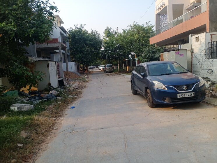  Parking, omaxe city 3.5 Bedroom 2152 Sq.Ft. Independent House In Omaxe City Lucknow 7766537